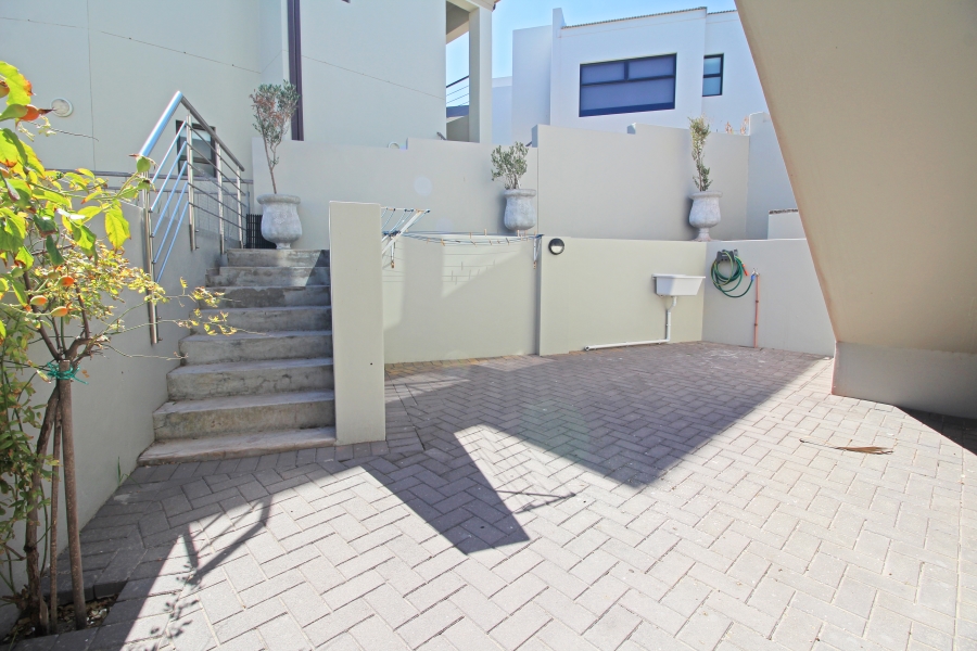 4 Bedroom Property for Sale in Calypso Beach Western Cape